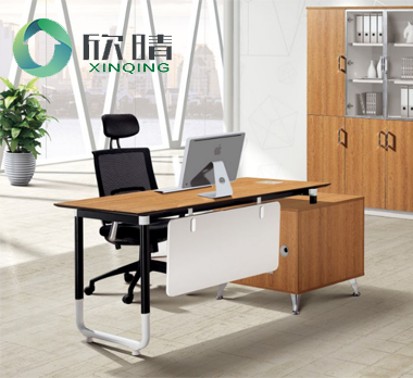 浦东办公家具之钢木结构办公桌GZ-18厂家