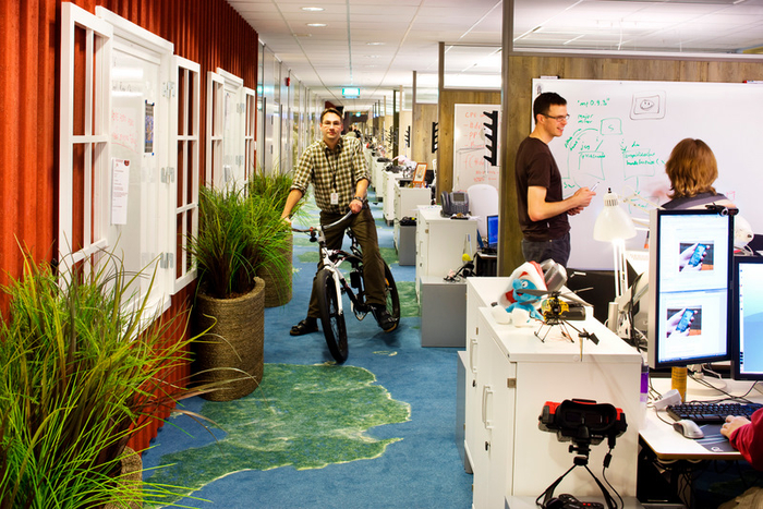 办公家具的摆放与办公空间环境和风格之间所存在的联系31